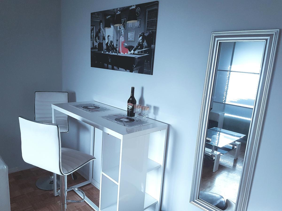 Apartment Arena Silver Belgrado Exterior foto